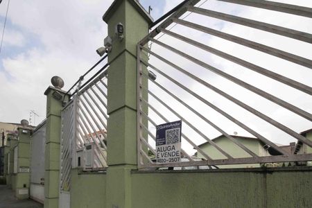 Casa de condomínio à venda com 84m², 2 quartos e 1 vagaFachada