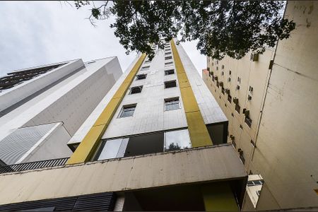 Apartamento para alugar com 99m², 2 quartos e 1 vagaFachada