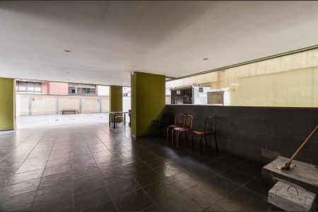 Apartamento para alugar com 99m², 2 quartos e 1 vagaÁrea comum - Salão de festas