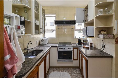 Apartamento para alugar com 99m², 2 quartos e 1 vagaCozinha