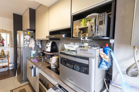 Cozinha de apartamento à venda com 2 quartos, 51m² em Glória, Porto Alegre