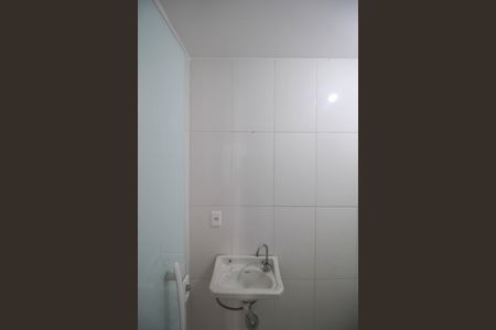 Casa para alugar com 63m², 1 quarto e sem vaga Casa para alugar com 63m², 1 quarto e sem vagaBanheiro