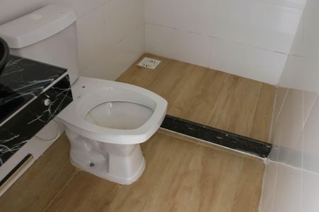 Casa de condomínio à venda com 57m², 2 quartos e sem vagaBanheiro Social