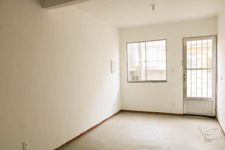 Casa de condomínio à venda com 57m², 2 quartos e sem vagaSala