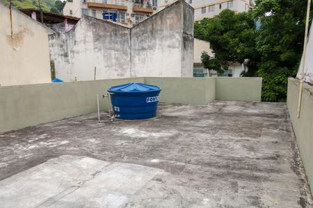 Casa de condomínio à venda com 57m², 2 quartos e sem vagaTerraço