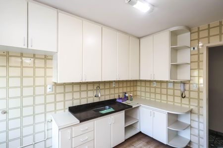Apartamento à venda com 64m², 2 quartos e 1 vagaCozinha e Área de Serviço