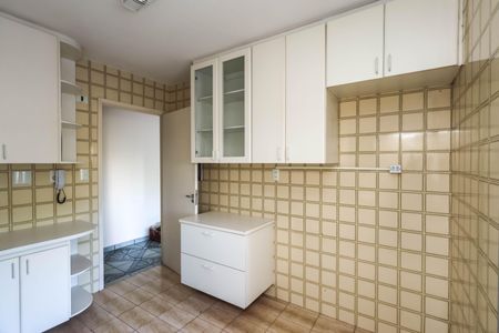 Apartamento à venda com 64m², 2 quartos e 1 vagaCozinha e Área de Serviço