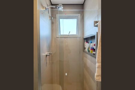 Apartamento à venda com 57m², 2 quartos e 2 vagasBanheiro da Suíte