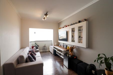 Apartamento à venda com 62m², 2 quartos e 1 vagaSala
