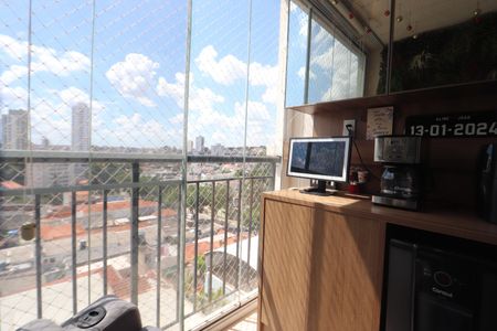 Apartamento à venda com 62m², 2 quartos e 1 vagaVaranda