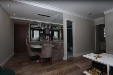 Apartamento à venda com 62m², 2 quartos e 1 vagaSala