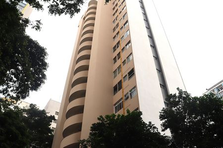 Apartamento para alugar com 67m², 2 quartos e sem vagaFachada