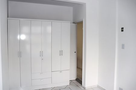 Apartamento para alugar com 67m², 2 quartos e sem vagaDormitório 1