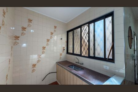 Casa para alugar com 131m², 4 quartos e 2 vagas Casa para alugar com 131m², 4 quartos e 2 vagasCozinha