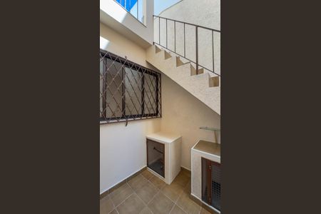 Casa para alugar com 131m², 4 quartos e 2 vagas Casa para alugar com 131m², 4 quartos e 2 vagasÁrea de Serviço