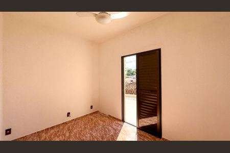 Casa para alugar com 131m², 4 quartos e 2 vagas Casa para alugar com 131m², 4 quartos e 2 vagasQuarto Suíte