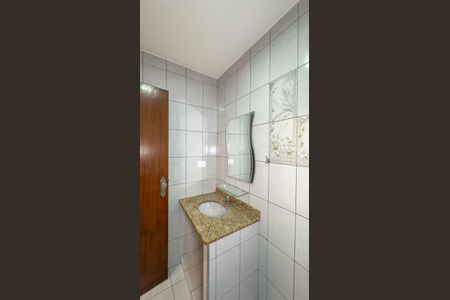 Casa para alugar com 131m², 4 quartos e 2 vagas Casa para alugar com 131m², 4 quartos e 2 vagasBanheiro da Suíte 2