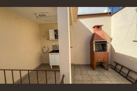 Casa para alugar com 131m², 4 quartos e 2 vagas Casa para alugar com 131m², 4 quartos e 2 vagasÁrea de Serviço