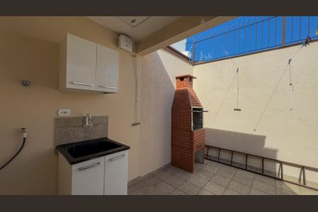 Casa para alugar com 131m², 4 quartos e 2 vagas Casa para alugar com 131m², 4 quartos e 2 vagasÁrea de Serviço