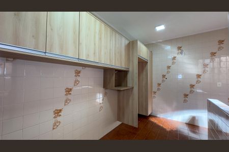 Casa para alugar com 131m², 4 quartos e 2 vagas Casa para alugar com 131m², 4 quartos e 2 vagasCozinha