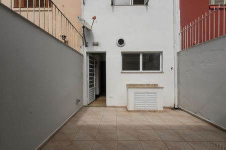 Casa para alugar com 125m², 3 quartos e 1 vaga Casa para alugar com 125m², 3 quartos e 1 vagaQuintal