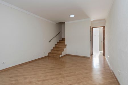Casa para alugar com 125m², 3 quartos e 1 vaga Casa para alugar com 125m², 3 quartos e 1 vagaSala