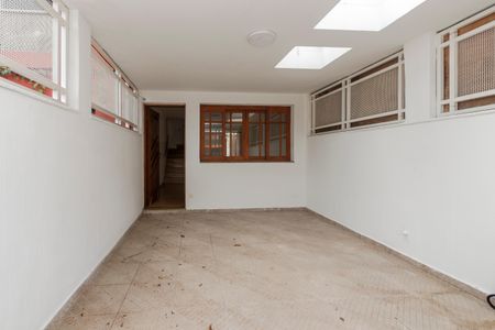 Casa para alugar com 125m², 3 quartos e 1 vaga Casa para alugar com 125m², 3 quartos e 1 vagaGaragem