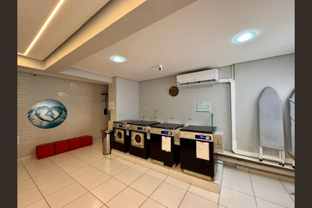 Apartamento à venda com 64m², 2 quartos e 2 vagasLavanderia 