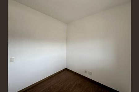 Apartamento à venda com 64m², 2 quartos e 2 vagasQuarto 2