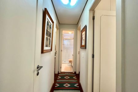 Apartamento à venda com 101m², 4 quartos e 3 vagasCorredor