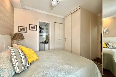 Apartamento à venda com 101m², 4 quartos e 3 vagasSuite