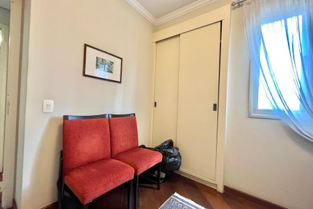 Apartamento à venda com 101m², 4 quartos e 3 vagasQuarto 3