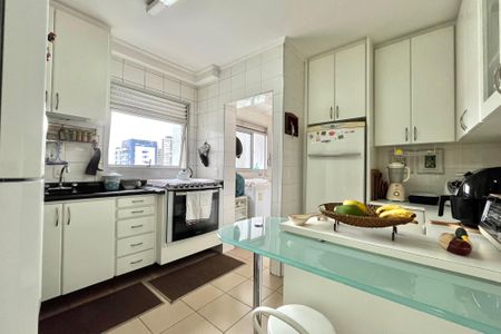Apartamento à venda com 101m², 4 quartos e 3 vagasCozinha
