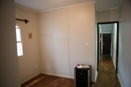 Casa à venda com 218m², 3 quartos e 2 vagasQuarto 2  - Banheiro