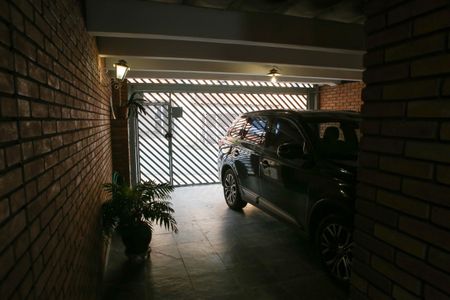 Casa à venda com 218m², 3 quartos e 2 vagasQuintalGaragem