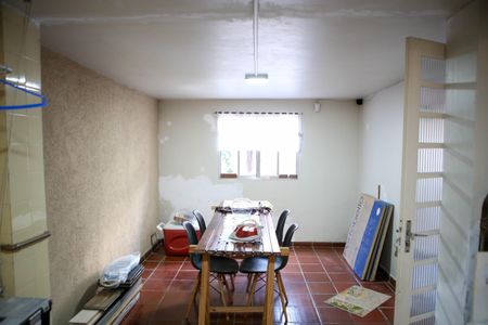 Casa à venda com 218m², 3 quartos e 2 vagasÁrea de Serviço