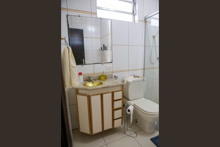 Casa à venda com 218m², 3 quartos e 2 vagasQuarto 1 - Banheiro