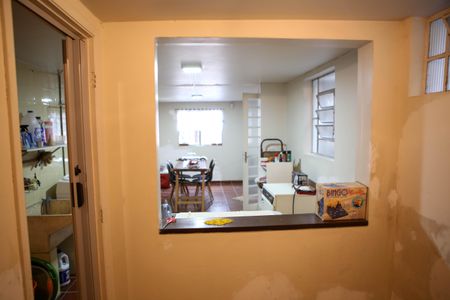 Casa à venda com 218m², 3 quartos e 2 vagasÁrea de Serviço
