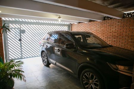 Casa à venda com 218m², 3 quartos e 2 vagasGaragem
