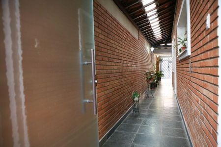 Casa à venda com 218m², 3 quartos e 2 vagasQuintal