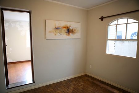 Casa à venda com 218m², 3 quartos e 2 vagasQuarto 2  - Banheiro