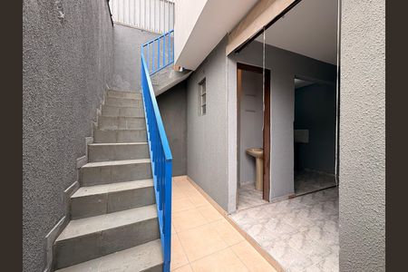 Quintal de casa para alugar com 3 quartos, 191m² em Parque das Nações, Santo André