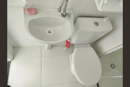 Apartamento para alugar com 44m², 2 quartos e sem vaga Apartamento para alugar com 44m², 2 quartos e sem vagaBanheiro