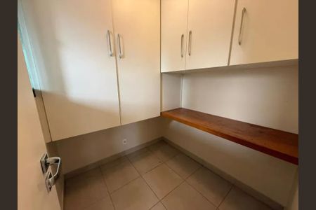 Apartamento para alugar com 4 quartos, 347m² em Lourdes, Belo Horizonte