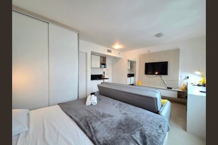 Studio de kitnet/studio para alugar com 1 quarto, 56m² em Indianópolis, São Paulo