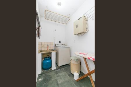 Área de serviço de casa para alugar com 2 quartos, 122m² em Jardim Stella, Santo André