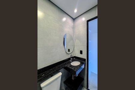 Apartamento para alugar com 39m², 2 quartos e sem vaga Apartamento para alugar com 39m², 2 quartos e sem vagaBanheiro