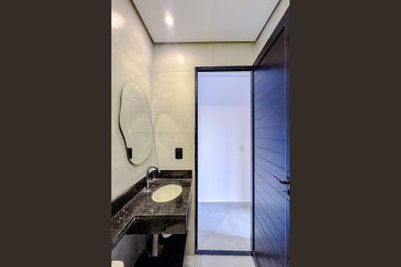 Apartamento para alugar com 39m², 2 quartos e sem vaga Apartamento para alugar com 39m², 2 quartos e sem vagaBanheiro