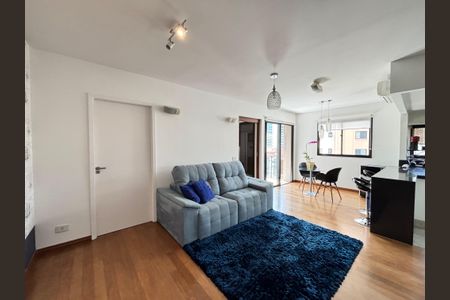 Apartamento para alugar com 81m², 2 quartos e 2 vagasSala