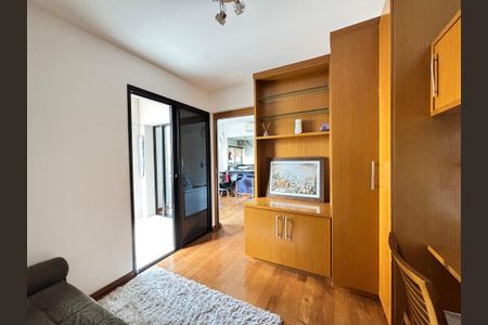 Apartamento para alugar com 81m², 2 quartos e 2 vagasSuíte